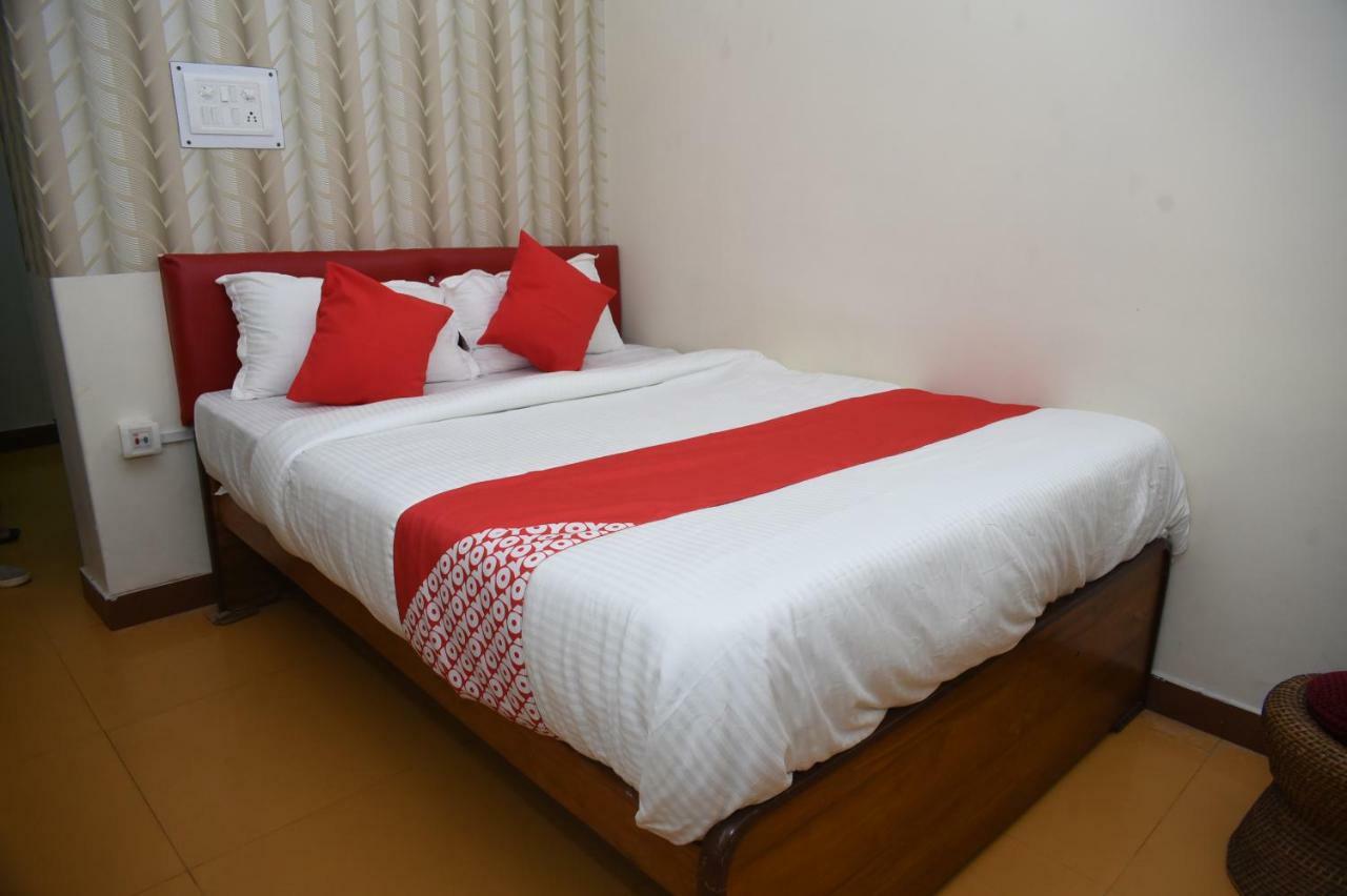 Oyo 45320 Hotel Mars Agartala Exterior foto