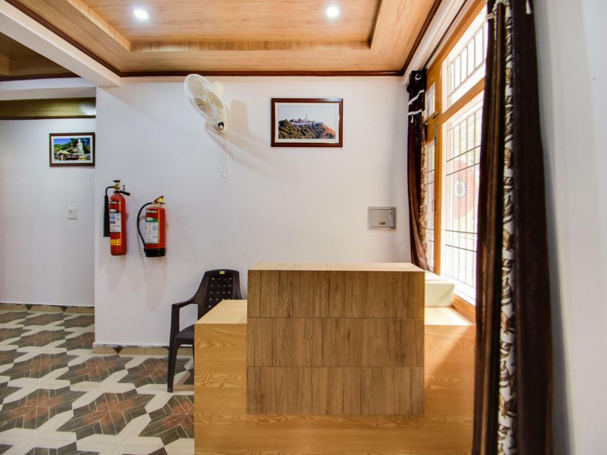 Oyo 45320 Hotel Mars Agartala Exterior foto