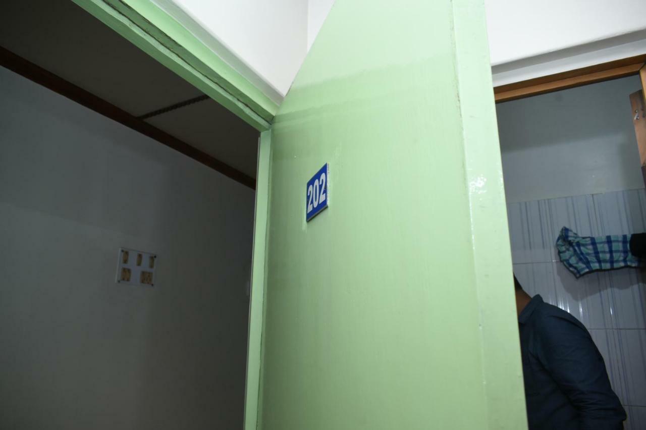 Oyo 45320 Hotel Mars Agartala Exterior foto