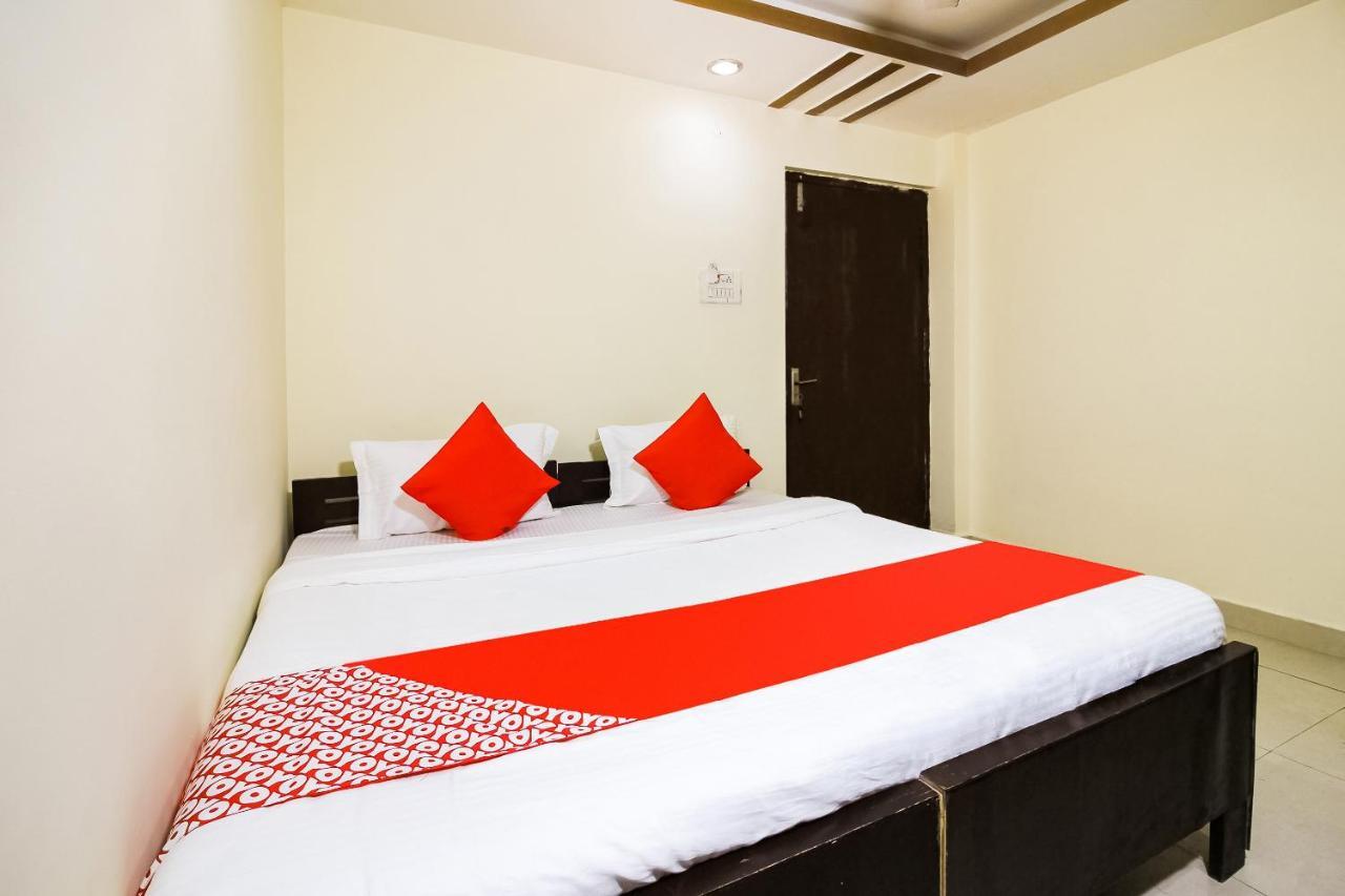 Oyo 45320 Hotel Mars Agartala Zimmer foto